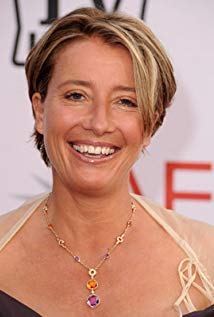 How tall is Emma Thompson?